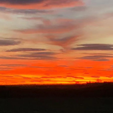 Un Nid En Camargue Bed & Breakfast Salin-de-Giraud