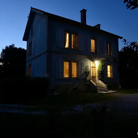 Bed & Breakfast Un Nid En Camargue