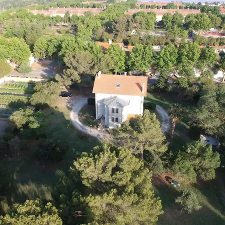 Bed & Breakfast Un Nid En Camargue *